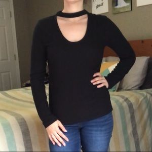 Black shirt with scoop neck and choker detail